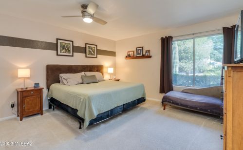 7590 Ln Cienega Dr, Tucson AZ 85712-1423 exterior