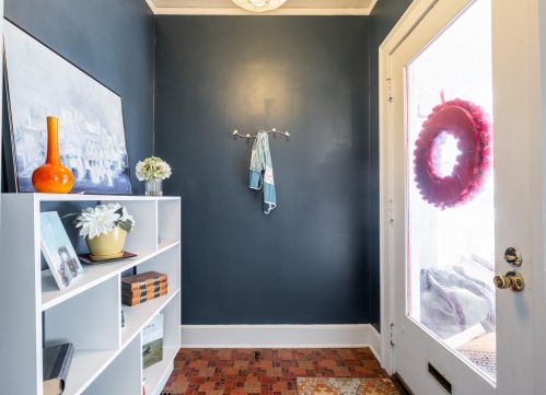 2915 Downer Ave, Milwaukee, WI 53211-3335