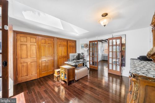 714 Carpenter St, Philadelphia PA  19147-3908 exterior