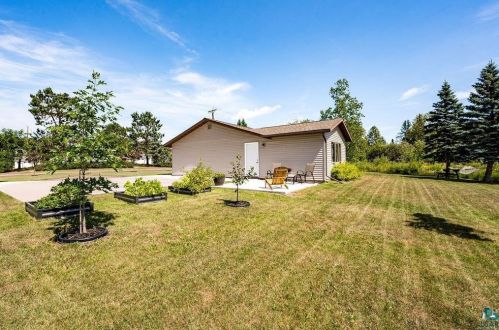 818 5 St, Duluth MN 55806-2329 exterior