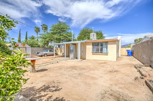 3702 March Pl, Tucson AZ 85713-4227 exterior