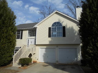 2221 Rambling Way, Lithonia GA  30058-3981 exterior