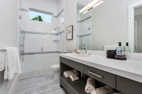 519 Turtle Hatch Ln, Naples FL 34103-8539 exterior