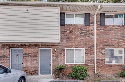 1895 Dunlap Ave, Atlanta GA  30344-4750 exterior