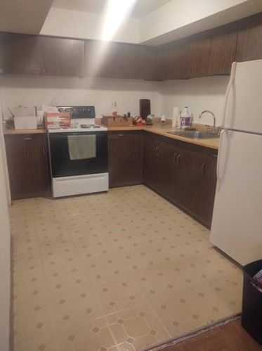 3635 Allendale Cir, Pittsburgh PA 15204-1205 exterior