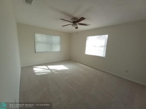 1662 Carillo Ave, Fort Pierce FL 34953-1745 exterior