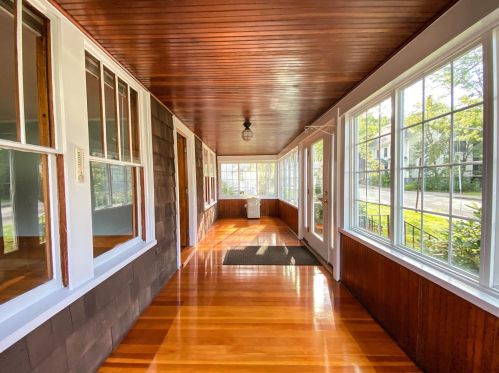 25 Church St, Concord, NH 03301-6417