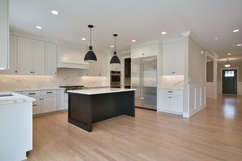 698 Berkley Ave, Elmhurst IL  60126-4244 exterior