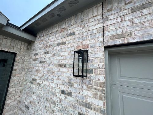 4221 Cardinal Dr, Dallas TX 75216-5819 exterior