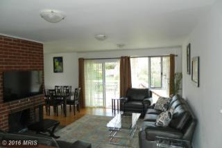 6101 Berkshire Dr, Bethesda MD  20814-2253 exterior