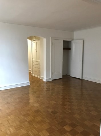 1263 Pratt Blvd, Chicago IL  60626-4364 exterior