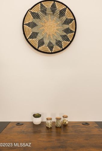 1045 Anita Ave, Tucson AZ  85705-7515 exterior