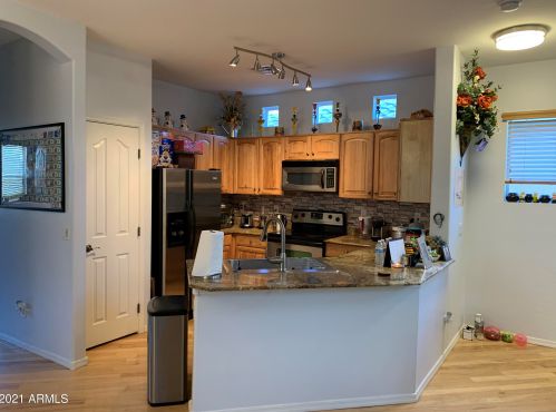 34619 30th Ave, Phoenix AZ  85086-3232 exterior