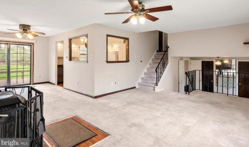 2511 Meetinghouse Rd, Jamison PA 18929-1157 exterior