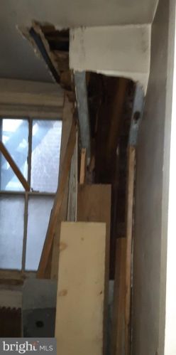 204 Spg St, Trenton NJ 08618-4611 exterior