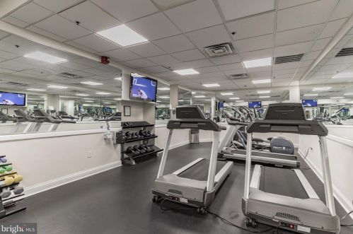 1811 Chestnut St, Philadelphia PA  19103-3721 exterior