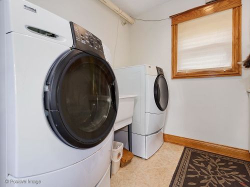 837 Linden Ave, Elmhurst IL 60126-4538 exterior