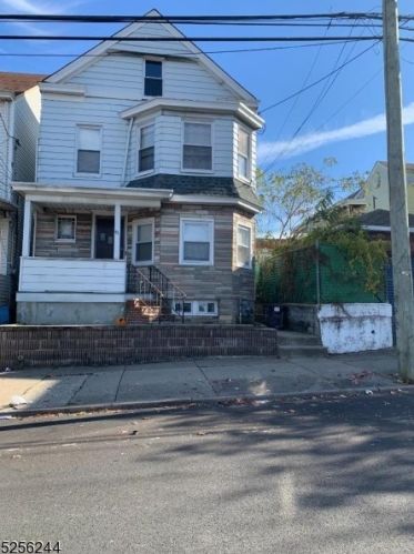 91 15 St, Paterson NJ 07506-3766 exterior