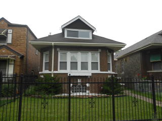 7549 Paulina St, Chicago, IL 60626-1692