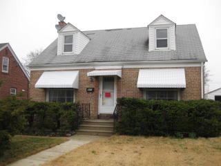 441 Orchard Ave, Waukegan, IL 60085-5054