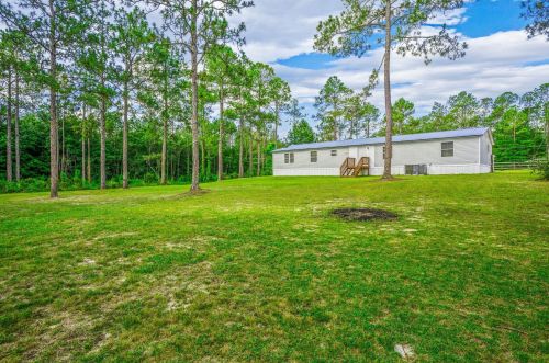 1102 Girl Scout Rd, Defuniak Springs FL 32433-6798 exterior