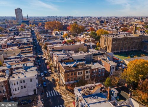 724 4 St, Philadelphia PA 19133-3208 exterior