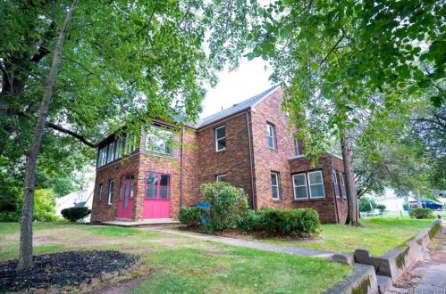 410 Commonwealth Ave, New Britain CT 06053-2404 exterior