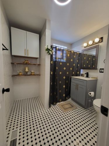 2837 Farrell St, Chicago IL 60608-5707 exterior