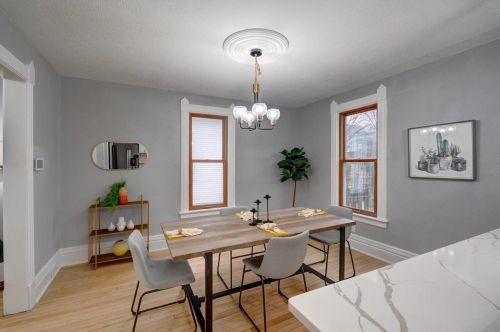 1418 Jenifer St, Madison WI  53703-3719 exterior