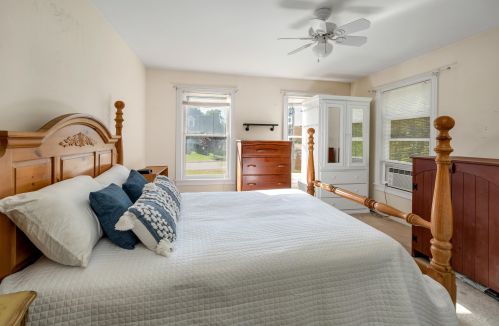 54 Border Winds Ave, Seabrook NH 03874-4461 exterior