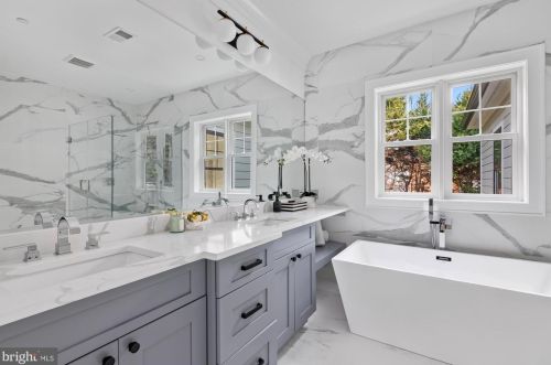 5805 Beech Ave, Bethesda MD  20817-3407 exterior