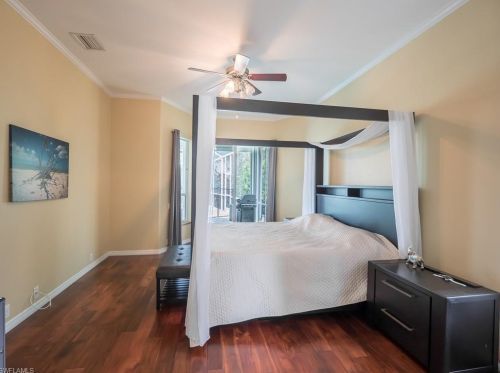 7525 Cordoba Cir, Naples FL 34109-7119 exterior