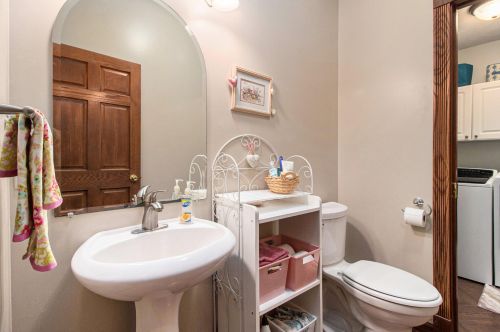 1811 Starr View Ln, Middlevle MI  49333-8066 exterior