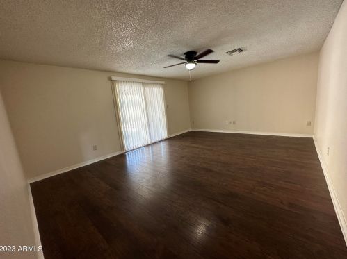 13625 15th Dr, Phoenix AZ  85023-6102 exterior