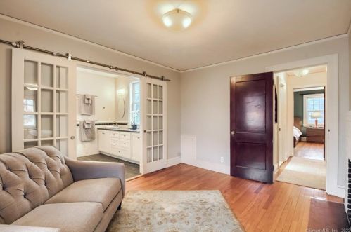 108 Main St, Hartford CT 06103-0012 exterior