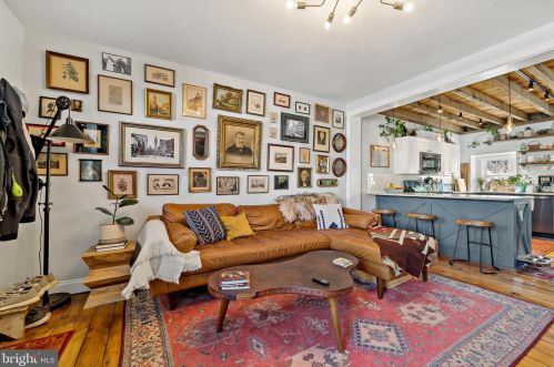 169 Levering St, Philadelphia, PA 19127-1403