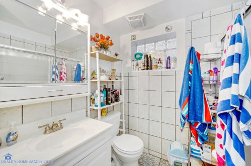 3441 Kenton Ave, Chicago IL 60652-2008 exterior