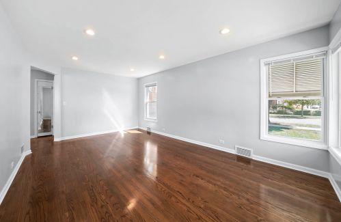 6538 Foster Ave, Chicago IL  60656-2245 exterior