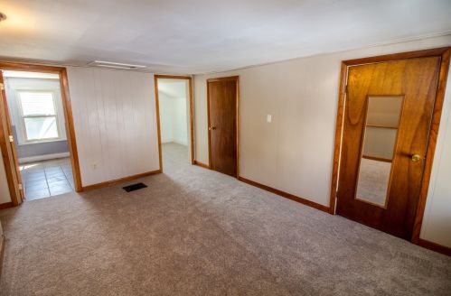 209 Montgomery St, Watertown WI 53094-7648 exterior