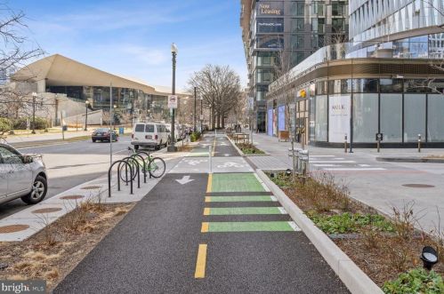 1101 3rd St, Washington DC  20024-4418 exterior