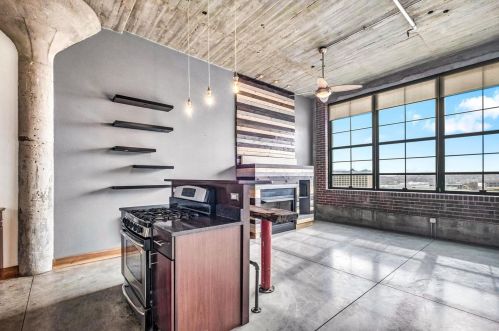 2323 Locust Ave, Saint Louis, MO 63103-2119