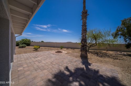 9605 Navajo Pl, Chandler AZ 85248-7119 exterior