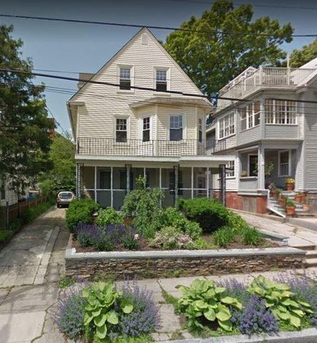 42 Slater Ave, Providence, RI 02906-5622