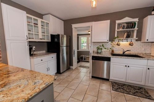 8511 Richard Ave, Saint Louis MO 63132-2806 exterior