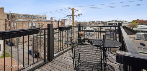 4821 Kimball Ave, Chicago IL 60625-5101 exterior