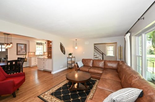 250 Pinecrest St, Milwaukee, WI 53208-3612