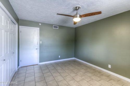 6840 Baker St, Tucson AZ  85710-2229 exterior