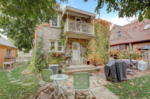 2350 58, Milwaukee WI 53219-2111 exterior