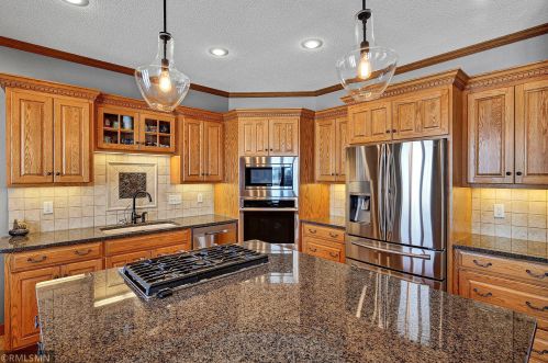 1528 Cougar Ln, Sartell MN 56377-2452 exterior