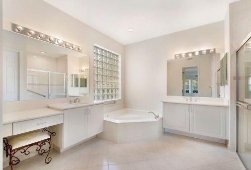 7303 Lahana Cir, Boynton Beach FL 33437-7174 exterior